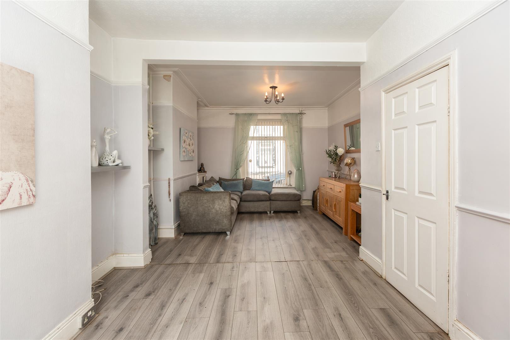 Oxford Street, Sandfields, Swansea, SA1 3JN